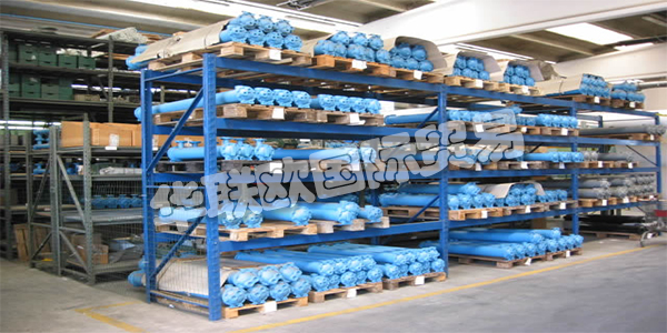 FLOVEX擁有適用于所有工業(yè)需求的各種熱交換器，他們的工廠設(shè)計(jì)和制造的產(chǎn)品適用于各種領(lǐng)域，從液壓到造船，從能源回收到石油和天然氣。