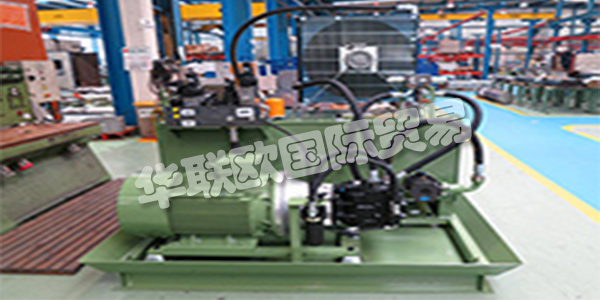 GLUAL擁有自己的ENGINEERING DEPARTMENT專業(yè)從事工業(yè)過程的自動化：液壓  　　系統(tǒng)和電子系統(tǒng)。客戶滿意是他們整合最佳交鑰匙解決方案的主要目標(biāo)。