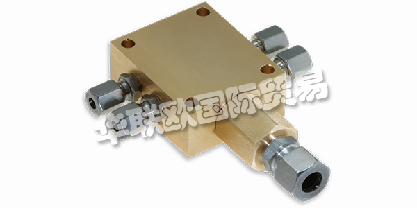 REBS Zentralschmiertechnik GmbH成立于1948年，現(xiàn)已發(fā)展成為一家現(xiàn)代化的國(guó)際公司。這家家族企業(yè)現(xiàn)已進(jìn)入第三代管理層，在全球擁有150多名員工，是中央潤(rùn)滑技術(shù)眾多領(lǐng)域的領(lǐng)先供應(yīng)商。