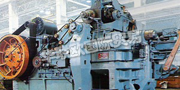 美國AJAX-CECO主要產(chǎn)品：AJAX-CECO鍛壓機、模鍛機等。AJAX-CECO(前身為阿賈克斯制造公司)由JR Blakeslee先生于1875年創(chuàng)立，主要是為鐵路行業(yè)提供螺栓，螺母，釘和鉚釘?shù)闹圃焐蹋湓O計和建造第一臺通用鍛造機于1885年。