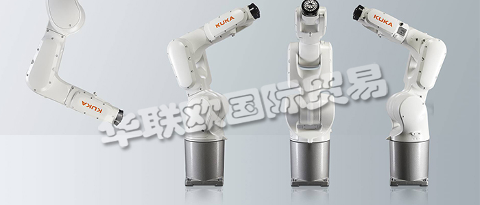 KUKA公司的KR QUANTEC裝配機(jī)器人屬于高負(fù)載級(jí)別，具有市場(chǎng)上該級(jí)別中極其豐富的負(fù)載能力和作用范圍組合。這個(gè)KUKA 多面手設(shè)計(jì)用于幾乎所有細(xì)分市場(chǎng)，從汽車工業(yè)到鑄造行業(yè)，再到醫(yī)學(xué)行業(yè)。KR QUANTEC 系列是基于 KUKA 在充滿活力的自動(dòng)化世界中的經(jīng)驗(yàn)開(kāi)發(fā)的。KR QUANTEC 系列將是庫(kù)卡第一款具有數(shù)字附件式運(yùn)動(dòng)模式的工業(yè)機(jī)器人。數(shù)字化的運(yùn)動(dòng)模式，可針對(duì)特定使用情況優(yōu)化機(jī)器人的工作流程。KR QUANTEC 系列即使在復(fù)雜的情況下也能簡(jiǎn)化工程設(shè)計(jì)，這歸功于更修長(zhǎng)的手腕和更小的占地面積持續(xù)減小了干擾輪廓。此外，創(chuàng)新拖鏈系統(tǒng)的干擾輪廓得到了優(yōu)化，確保了簡(jiǎn)化的模擬和更經(jīng)濟(jì)的工作單元規(guī)劃。停止時(shí)短的機(jī)器人慣性行程還允許緊湊的工作單元和系統(tǒng)結(jié)構(gòu)，并使系統(tǒng)規(guī)劃和實(shí)施具有靈活性。