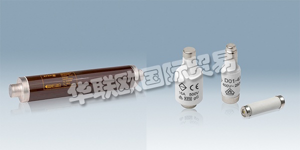 EFEN于1922年成立，生產(chǎn)高質(zhì)量的熔斷器產(chǎn)品。EFEN的質(zhì)量和環(huán)境管理體系證明了EFEN對高質(zhì)量的承諾，符合DIN ISO 14001，DIN ISO 9001和BD OHSAS 18001的認(rèn)證。EFEN為客戶提供完善可靠的解決方案，為從發(fā)電到電力存儲的安全接口以及用戶的選擇性調(diào)節(jié)提供了一致的解決方案，綜合解決方案可確保電源，基礎(chǔ)設(shè)施和工業(yè)各個(gè)領(lǐng)域的最高安全性，智能解決方案可確?？煽康耐ㄐ藕团潆娤到y(tǒng)的最大可用性。下文為您介紹EFEN熔斷器。